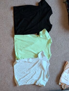 3T Cat & Jack Three-Pack Short Sleeve Tees - Black, Mint, White